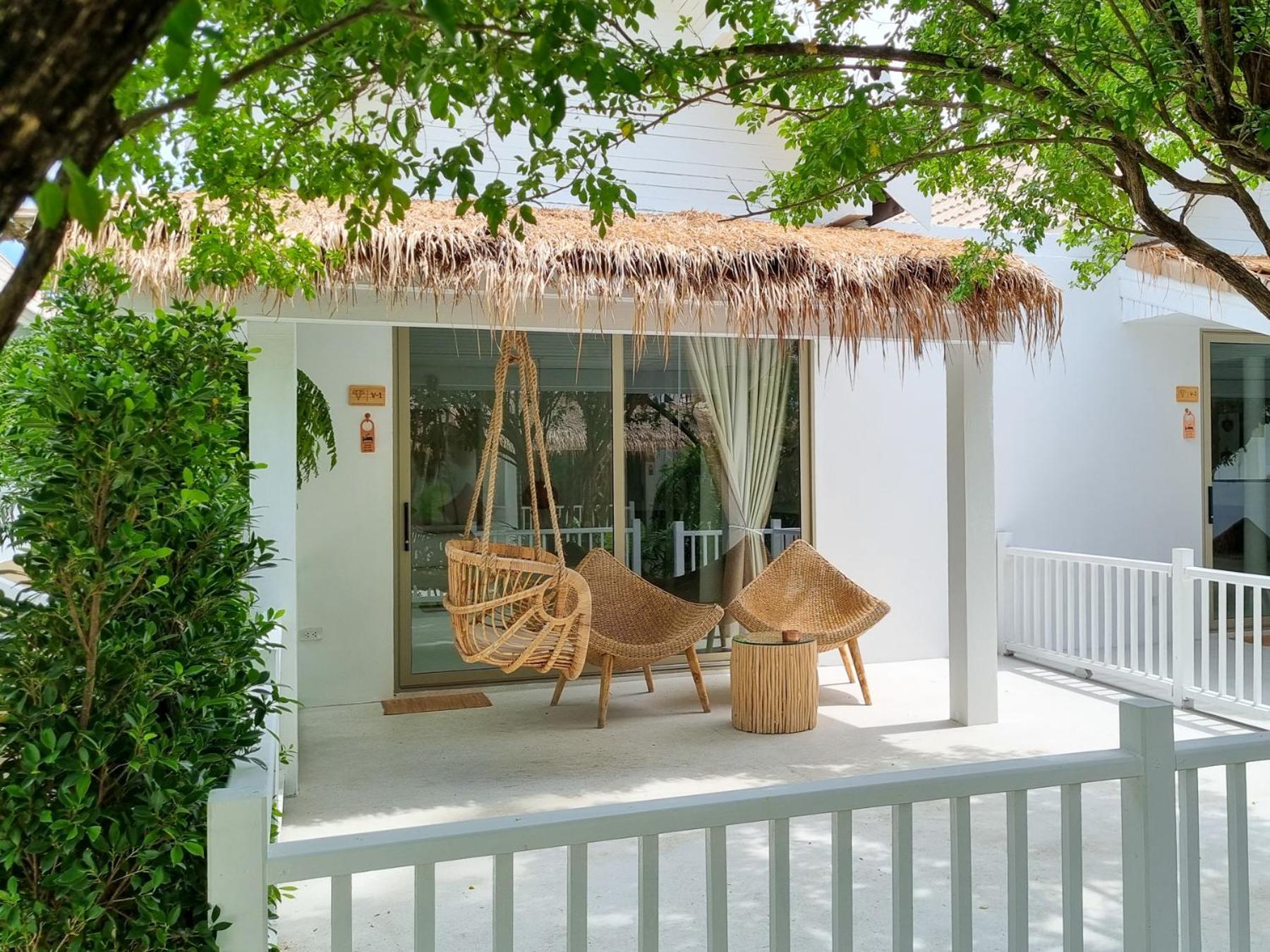 Elephant Beach Club & Resort Samui Chaweng  Ruang foto